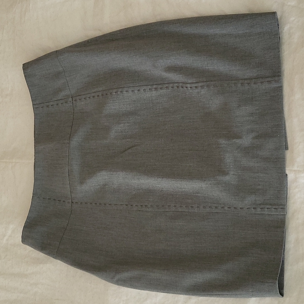 Bebe skirt
